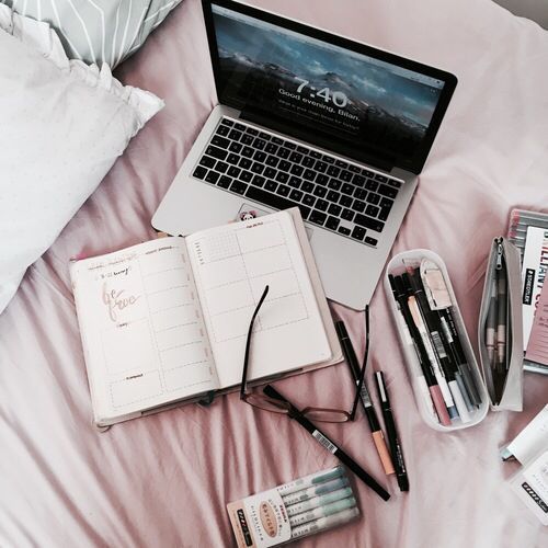 Contact / Look Web / Poiriez Louison / Conception de site Web / Web Designer