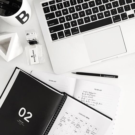 Contact / Look Web / Poiriez Louison / Conception de site Web / Web Designer